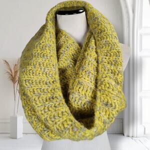 Baby Alpaca Infinity Scarf Yellow Gray Chunky Knit Soft Cozy Peruvian Made